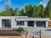 Parduodami Išskirtiniai Modernūs Namai
