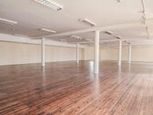 1200 m2 komercinis pastatas, 2 arai žemės. - nuotraukos Nr. 5