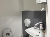 Išnuomojama patalpa pirmame aukšte. Įėjimas - nuotraukos Nr. 5
