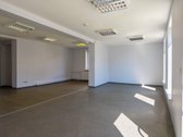 Parduodamos suremontuotos 72 kv. m patalpos - nuotraukos Nr. 2