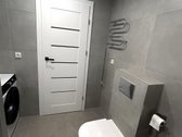 Nuomojamas išskirtinio interjero butas su - nuotraukos Nr. 7