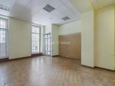 Parduodamos komercinės 175m² ploto patalpos - nuotraukos Nr. 8