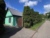 Parduodamas namas su 10 arų sklypu. Sklypas