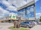 Parduodamas įrengtas, labai erdvus 2 kambarių