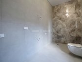 Naujas, negyventas, pilnai įrengtas namas - nuotraukos Nr. 13
