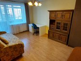 Išnuomojamas keturių kambarių butas,