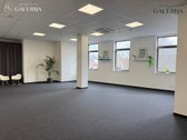 Salė mados ir verslo centre "Herkaus galerija".