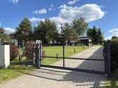 Išskirtinės architektūros namas prie upės - nuotraukos Nr. 8