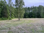 Parduodamas saulėtas, lygaus reljefo bei