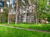 Parduodamas erdvus 3 kambarių butas su rūsiu