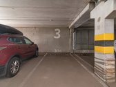 Parduodama Parkavimo Vieta Daugiaaukštėje