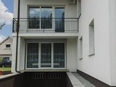 Parduodamas dviejų aukštų namas gražioje - nuotraukos Nr. 2
