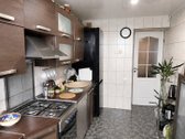 Parduodamas erdvus 4 kambarių butas su - nuotraukos Nr. 2