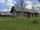 Parduodama sodyba tarp šimtamečių klevų su - nuotraukos Nr. 2
