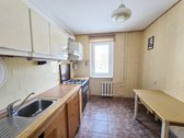 Šalia Utenos miesto pušynų ir parkų, Taikos g