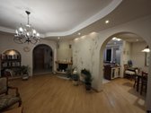 Parduodamas erdvus butas su židiniu 3-jų butų