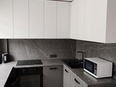 Išnuomojamas erdvus ir šiuolaikiškai įrengtas - nuotraukos Nr. 2
