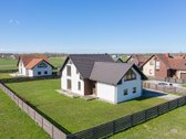 Parduodamas 190 m² namas su garažu ir 10,86 - nuotraukos Nr. 2