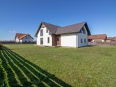 Parduodamas 190 m² namas su garažu ir 10,86
