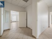 Nuomojamos komercinės patalpos Zujūnų centre. - nuotraukos Nr. 17