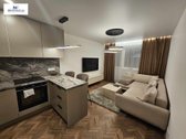 Iš pagrindų suremontuotas butas šalia Pc