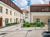 Modernūs apartamentai renovuotame name &quot