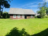 Erdvi Sodyba Su 46,7 Arų Sklypu Žemaičių