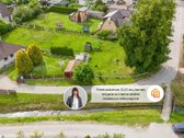 Parduodamas sklypas su namo dalimi Šiauliuose