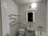 Nuomojamas labai erdvus butas strategiškai - nuotraukos Nr. 6