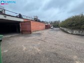 Parduodamas sausas garažas su duobe po visu garažu