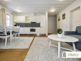 Keturių kambarių butas renovuotame name