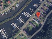 Valčių garažas su švartavimosi vieta