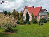 Parduodama ypatingai išpuoselėta sodyba su