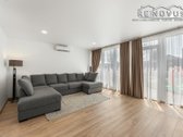 Parduodamas gyvenamasis namas su sklypu šalia - nuotraukos Nr. 8