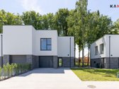 Nauji didelės kvadratūros kotedžai su