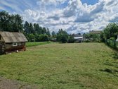 Parduodamas tvarkingas, ramioje ir žalumos