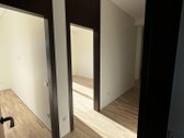 Parduodamas naujos statybos, šiuolaikiškas, - nuotraukos Nr. 13