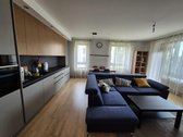 Parduodamas erdvus ir šviesus 3 kambarių (67