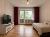 Nuomojamas šviesus 2 izoliuotų kambarių butas