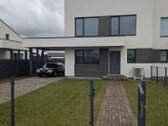 Ąžuolinis parketas ir laiptai.