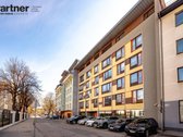 Parduodamas 3 kambarių butas su išskirtiniu