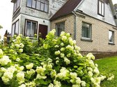 Parduodamas gyvenamasis namas su labai erdviu - nuotraukos Nr. 2