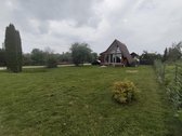 Sodo namas, ramioje vietoje, pavasarį - nuotraukos Nr. 2