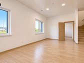 Modernus A+ klasės namas su plačiomis - nuotraukos Nr. 8