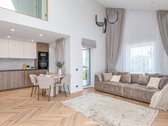 Šviesus, išskirtinio dizaino dviejų aukštų - nuotraukos Nr. 12