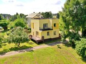 Parduodamas dviejų aukštų mūrinis renovuotas