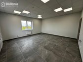 Išnuomojamos komercinės patalpos su 1.2 ha - nuotraukos Nr. 9