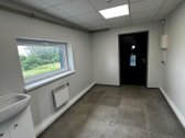 Išnuomojamos komercinės patalpos su 1.2 ha - nuotraukos Nr. 19