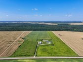Parduodama išskirtinė sodyba su pilnai