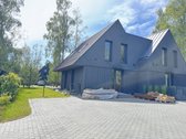 Parduodamas sublokuotas namas su didele terasa.  - nuotraukos Nr. 4